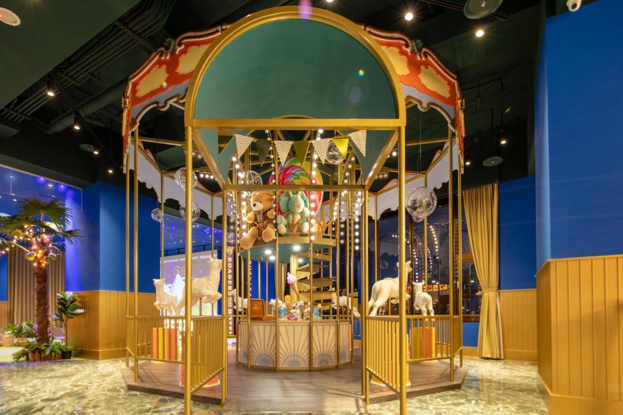 Roaders Plus Hotel - Theme Taipei Exterior photo