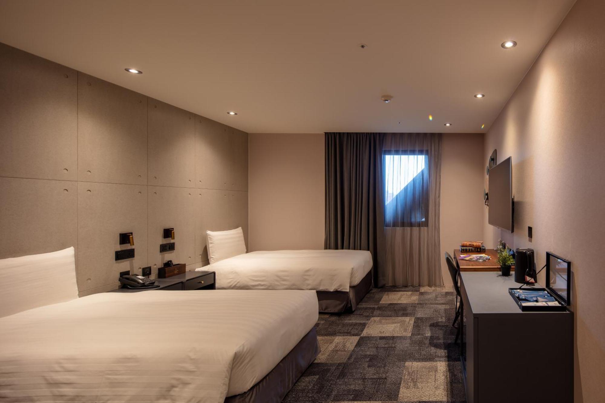 Roaders Plus Hotel - Theme Taipei Room photo