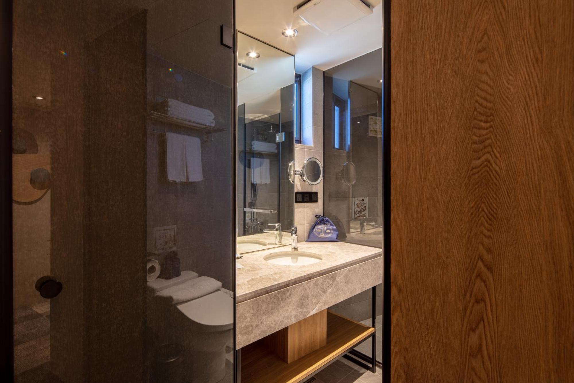 Roaders Plus Hotel - Theme Taipei Room photo