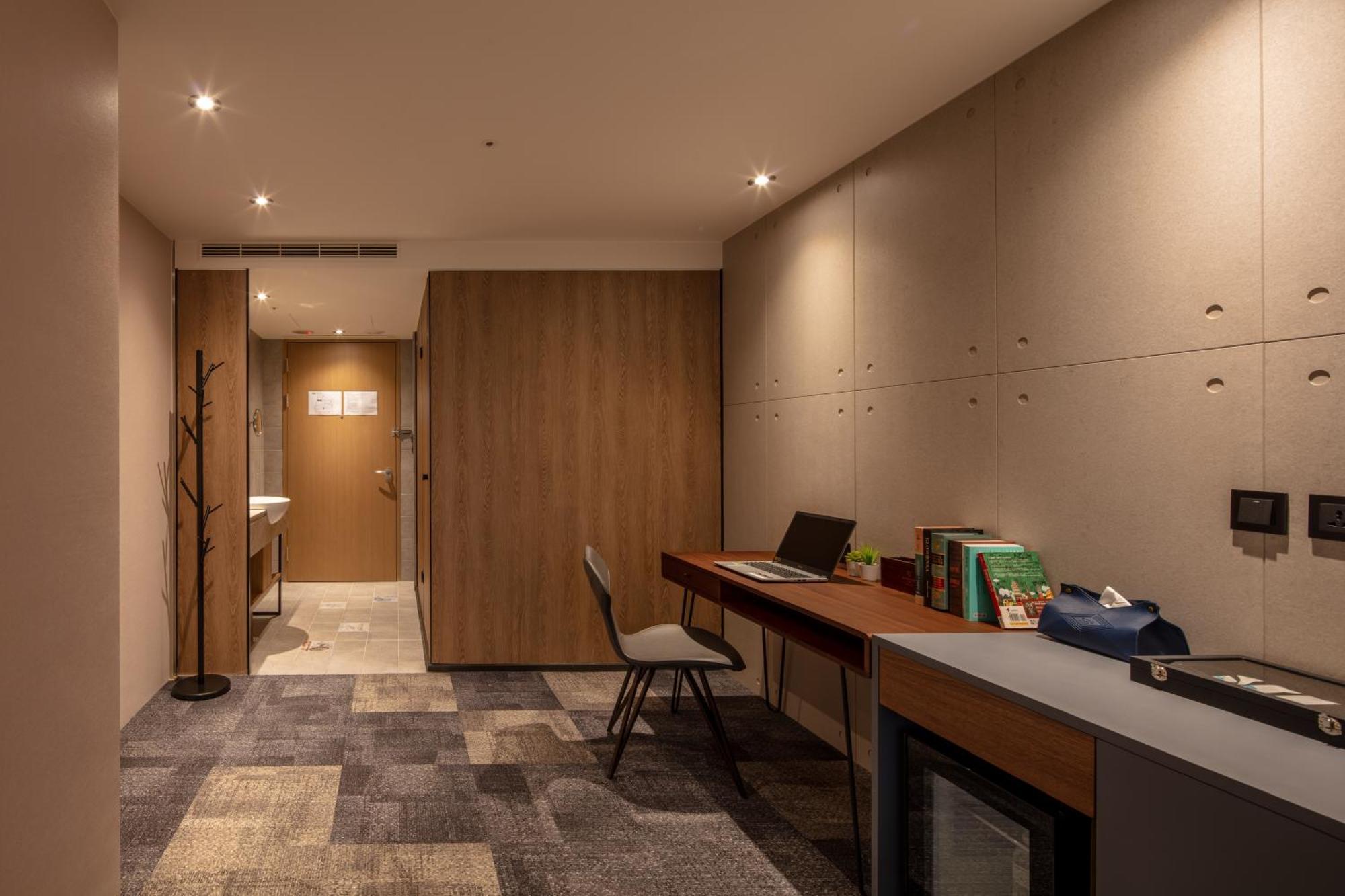 Roaders Plus Hotel - Theme Taipei Room photo